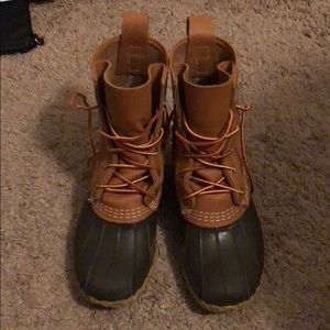 worn a couple of times still in great condition